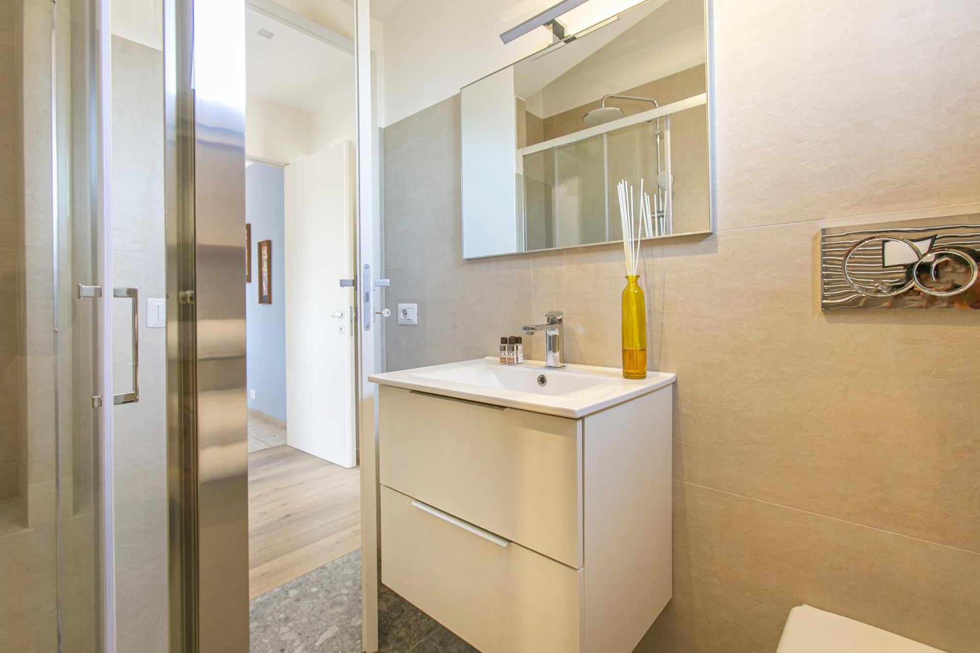 Apartment Attico Moderno Con Terrazza Vicino La Metro B