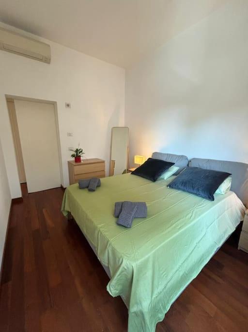 Cornelia Apartment *