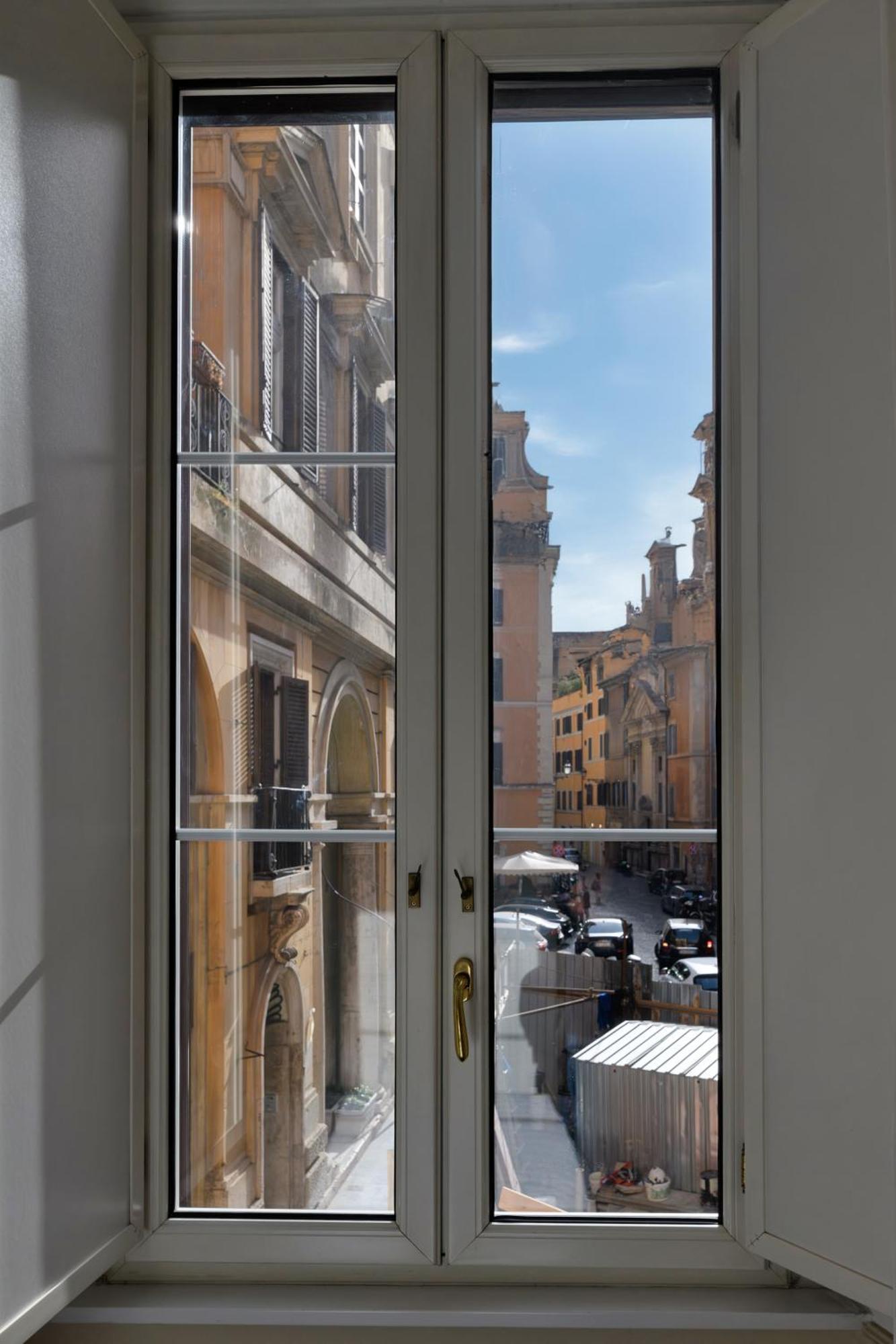 Apartment Center - Pantheon *