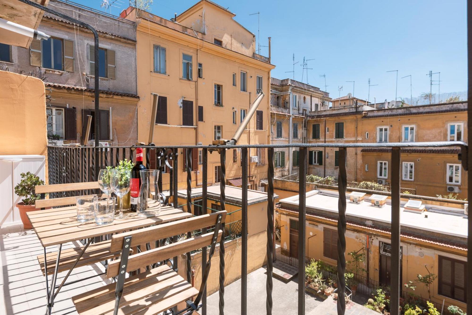 Appartamento White Flat 60 -san Lorenzo- *