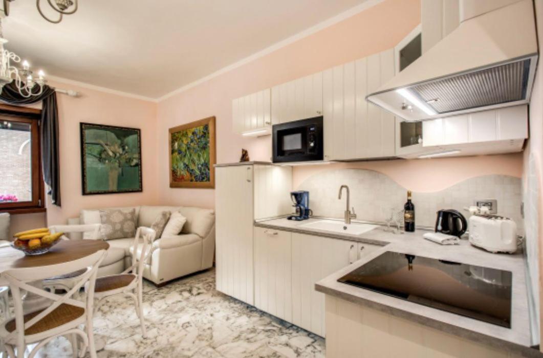 La Dolce Of Via Veneto - Prestigious With Wonderful Terrace In The Historic Center Apartment Rome