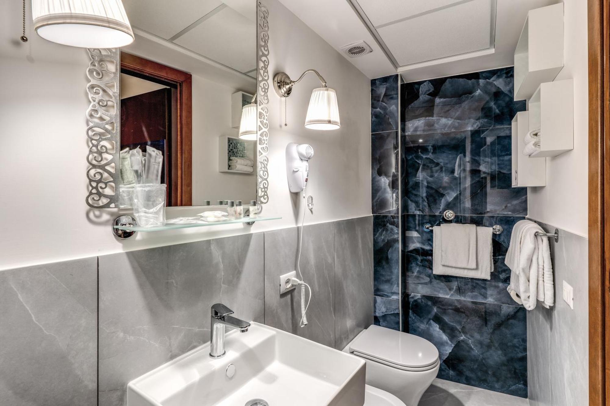 Santa Prassede Hotel 2*