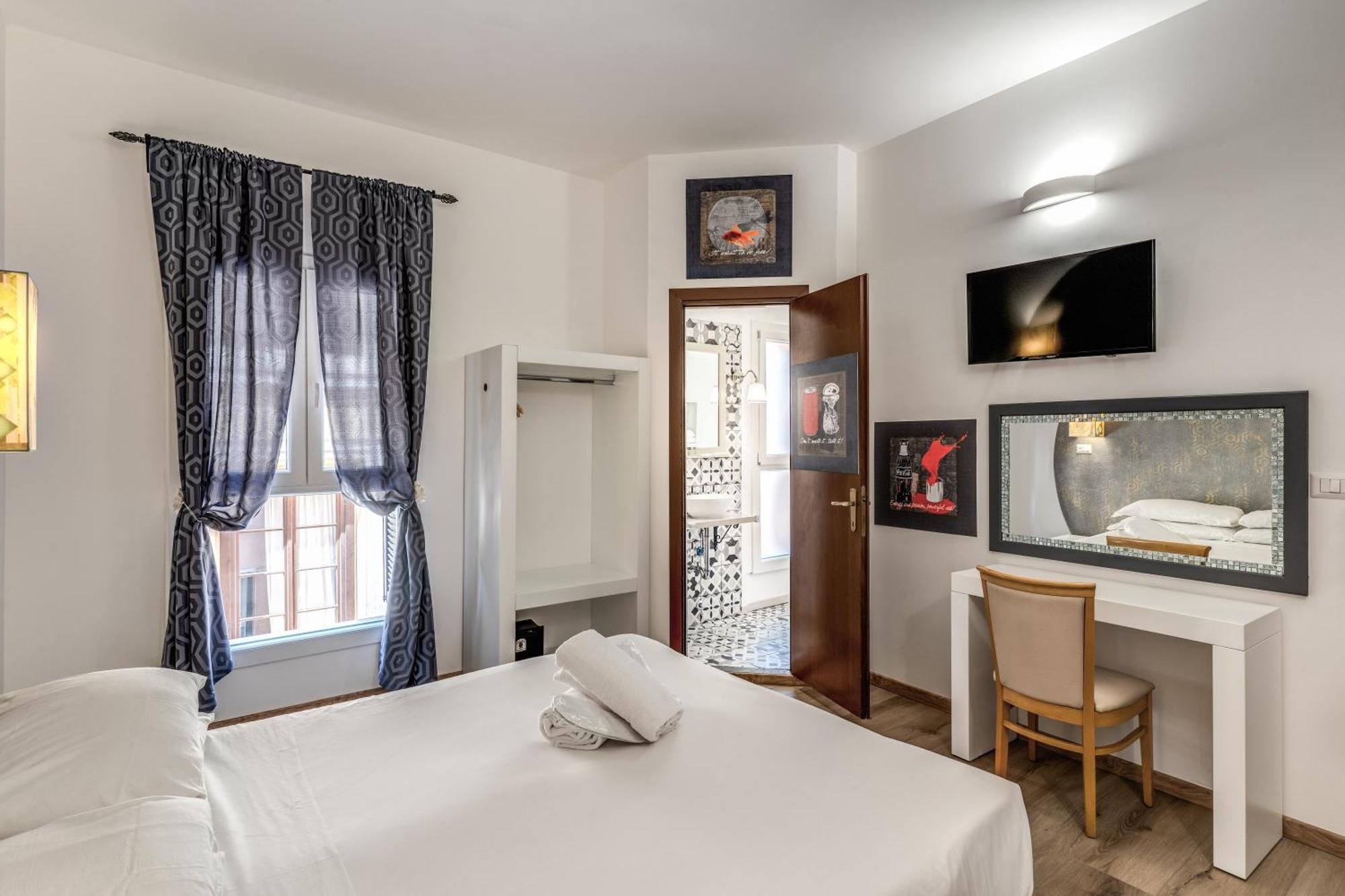 Hotel Santa Prassede 2*