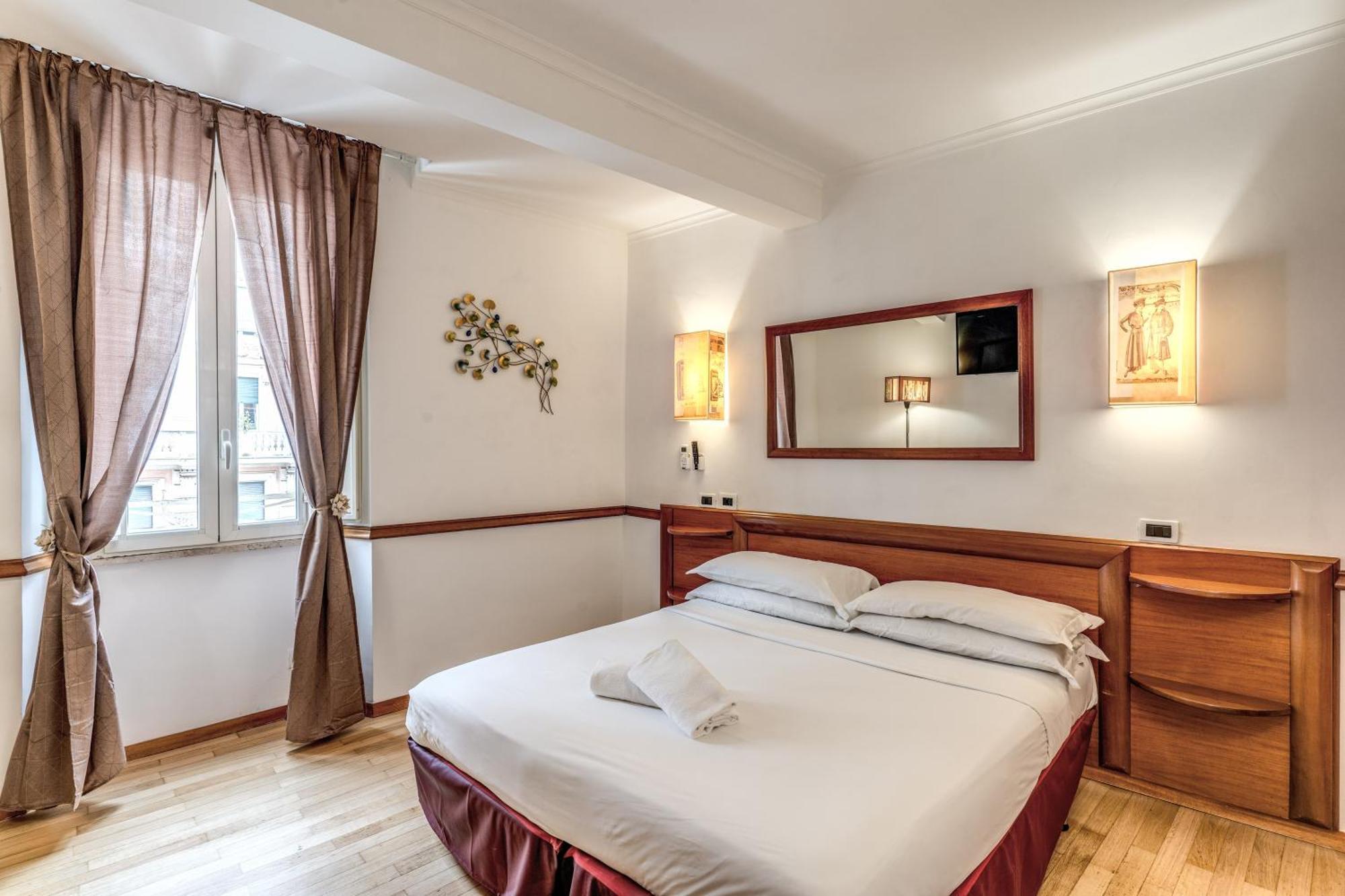 Hotel Santa Prassede 2*