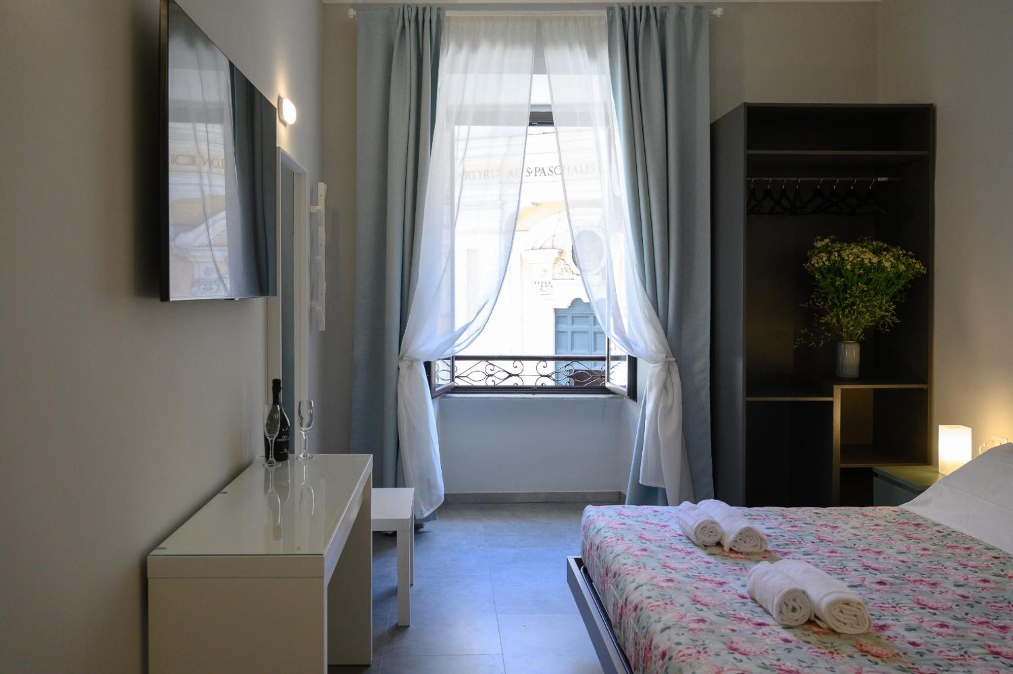 Magenta Classic Manara4b * Roma