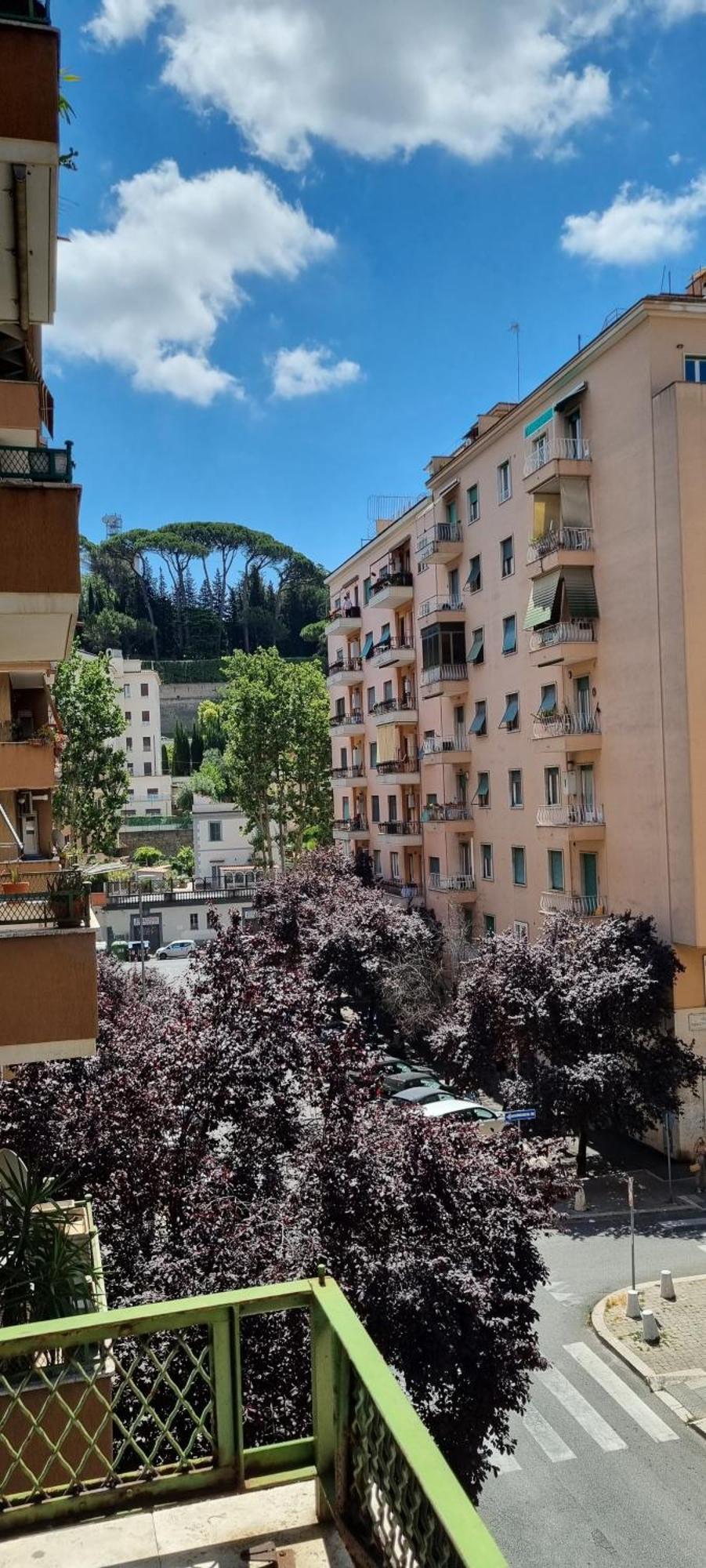 Vaticanella 2 Bedroom Apartment *