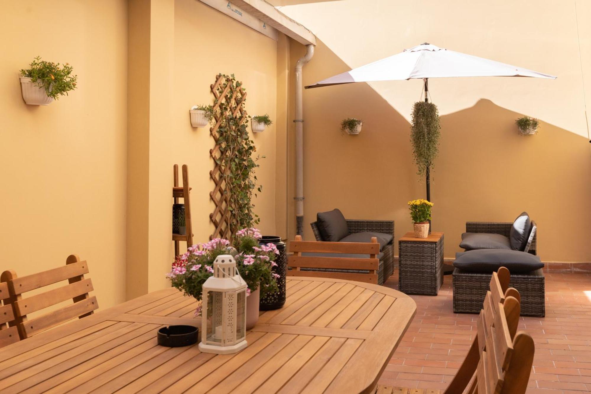 Apartment Alba Terrace - Modern Close To Metro