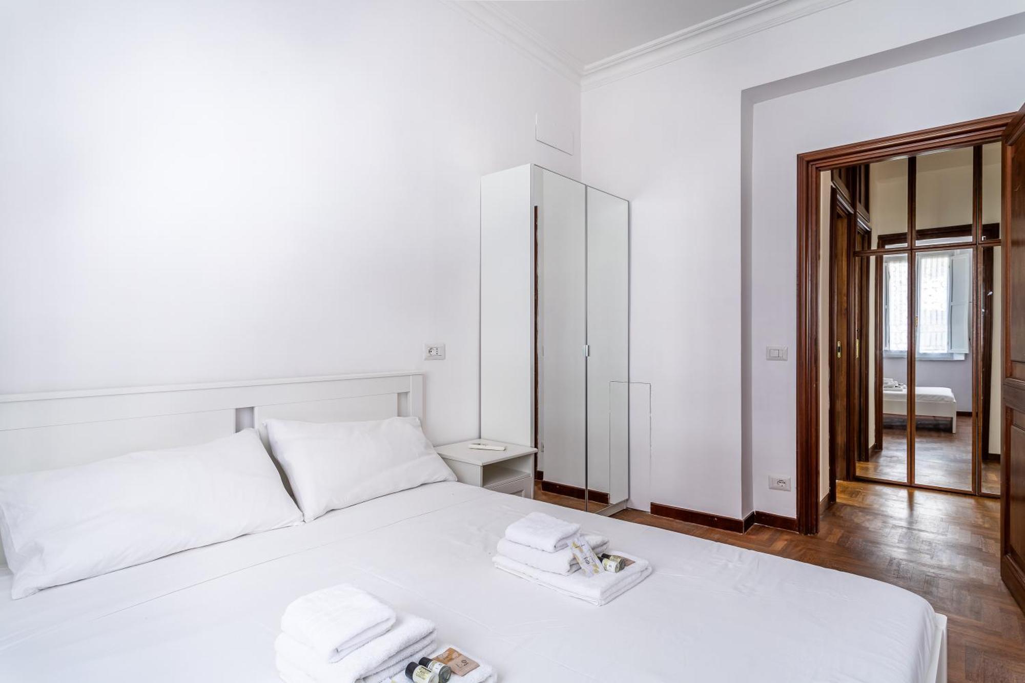 Apartment Iflat Vatican Spacious With Terrace *