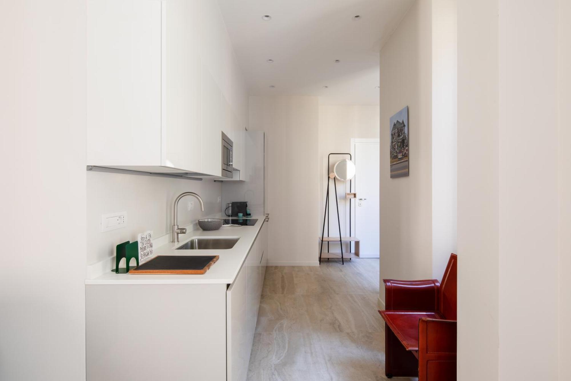 Apartment Lucrezio In Rome