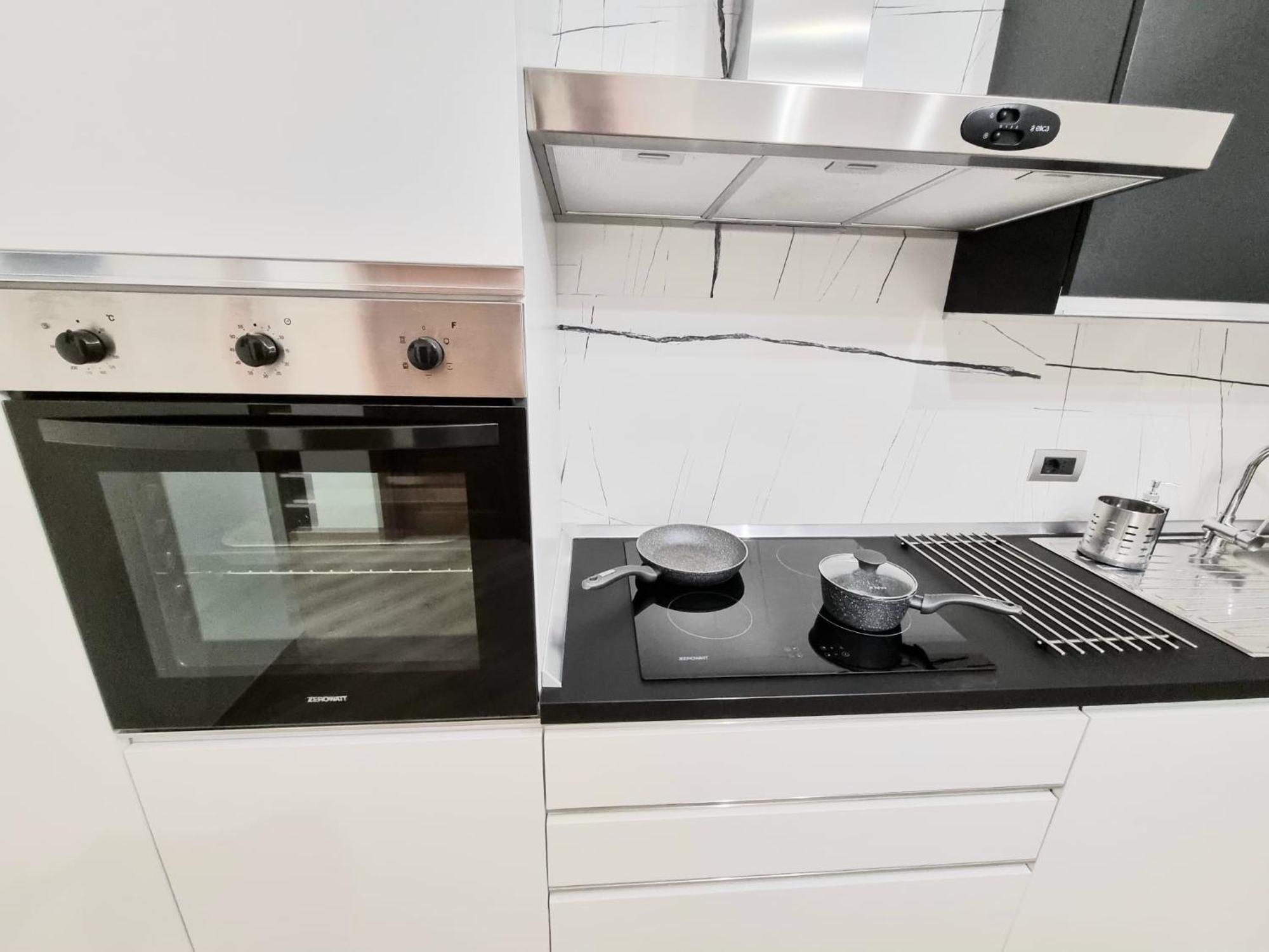 Apartment Lt Domus Roma.... A Due Passi Dal Centro