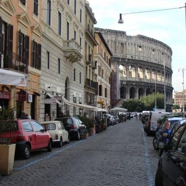 Sofo House Colosseo Apartment *
