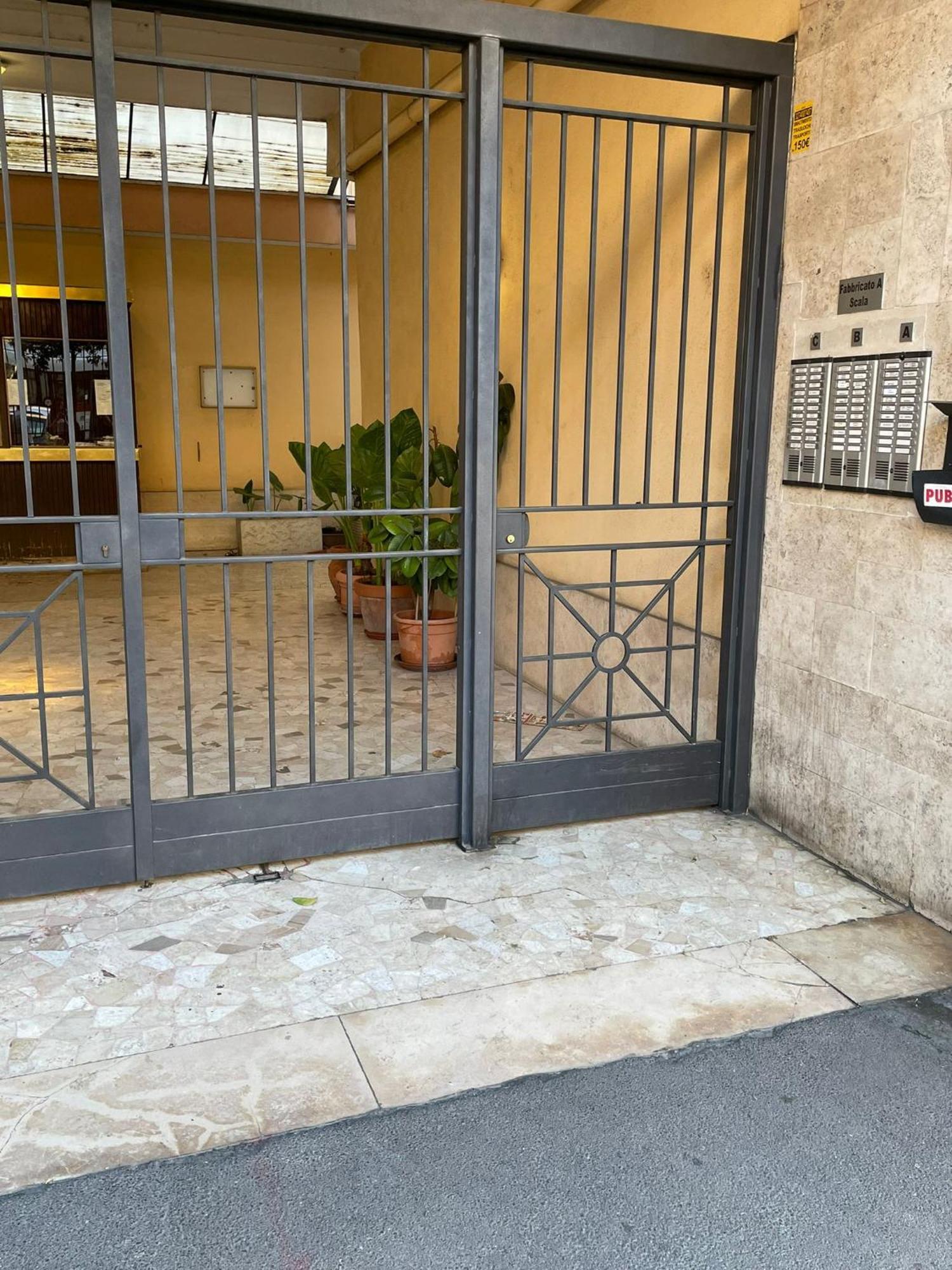 Alloggio in famiglia Di Raffaello L *