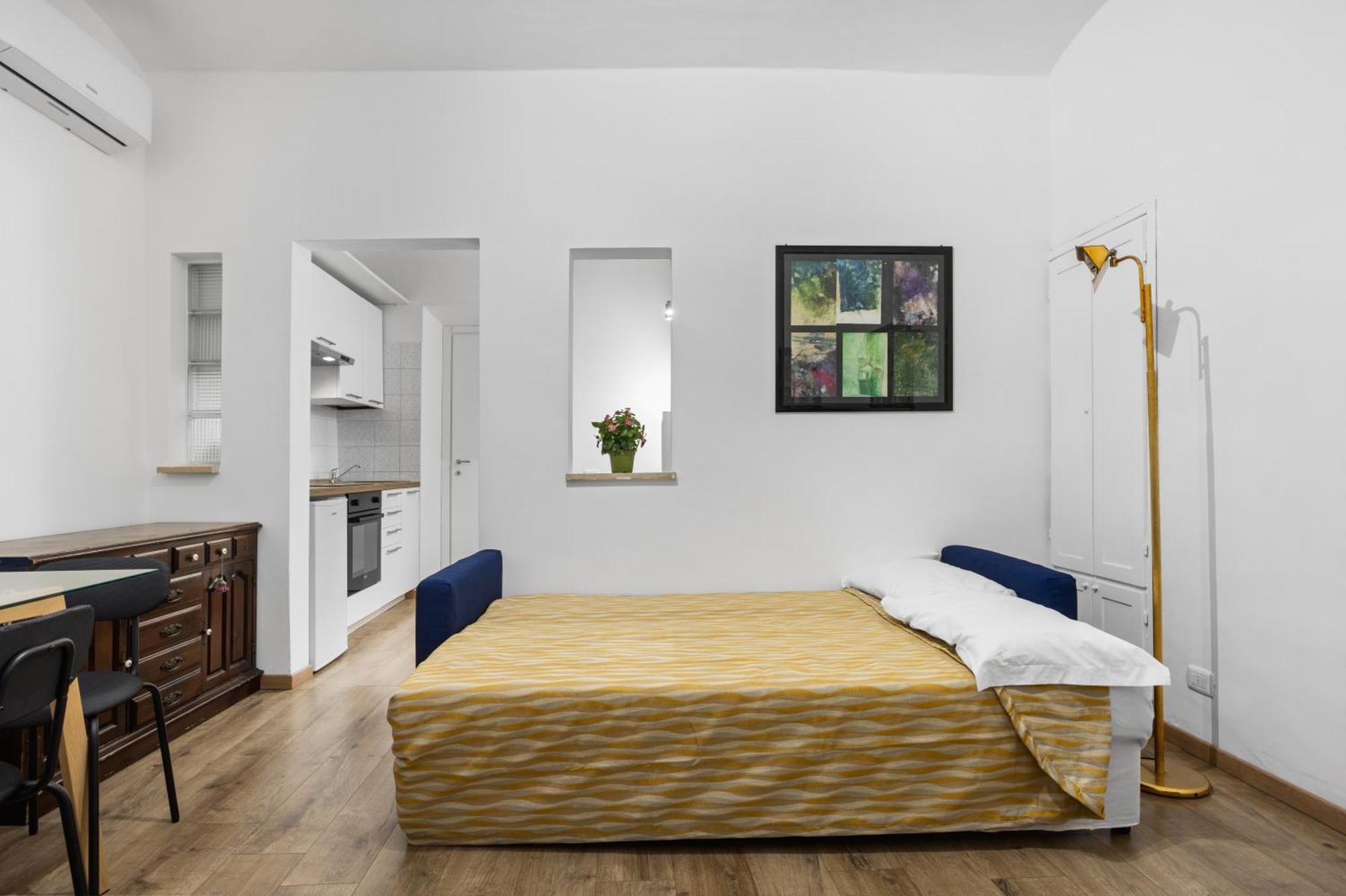 Colosseum Street Haven Apartment *