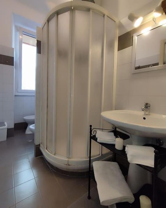 Apartment Vatican House Entire With 2 Bedrooms & Wi-fi, Just Steps From The Vatican!