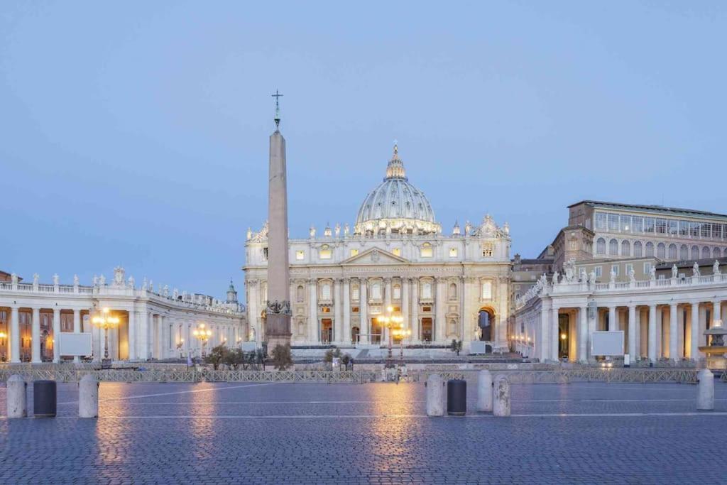 Vatican House Entire With 2 Bedrooms & Wi-fi, Just Steps From The Vatican! *