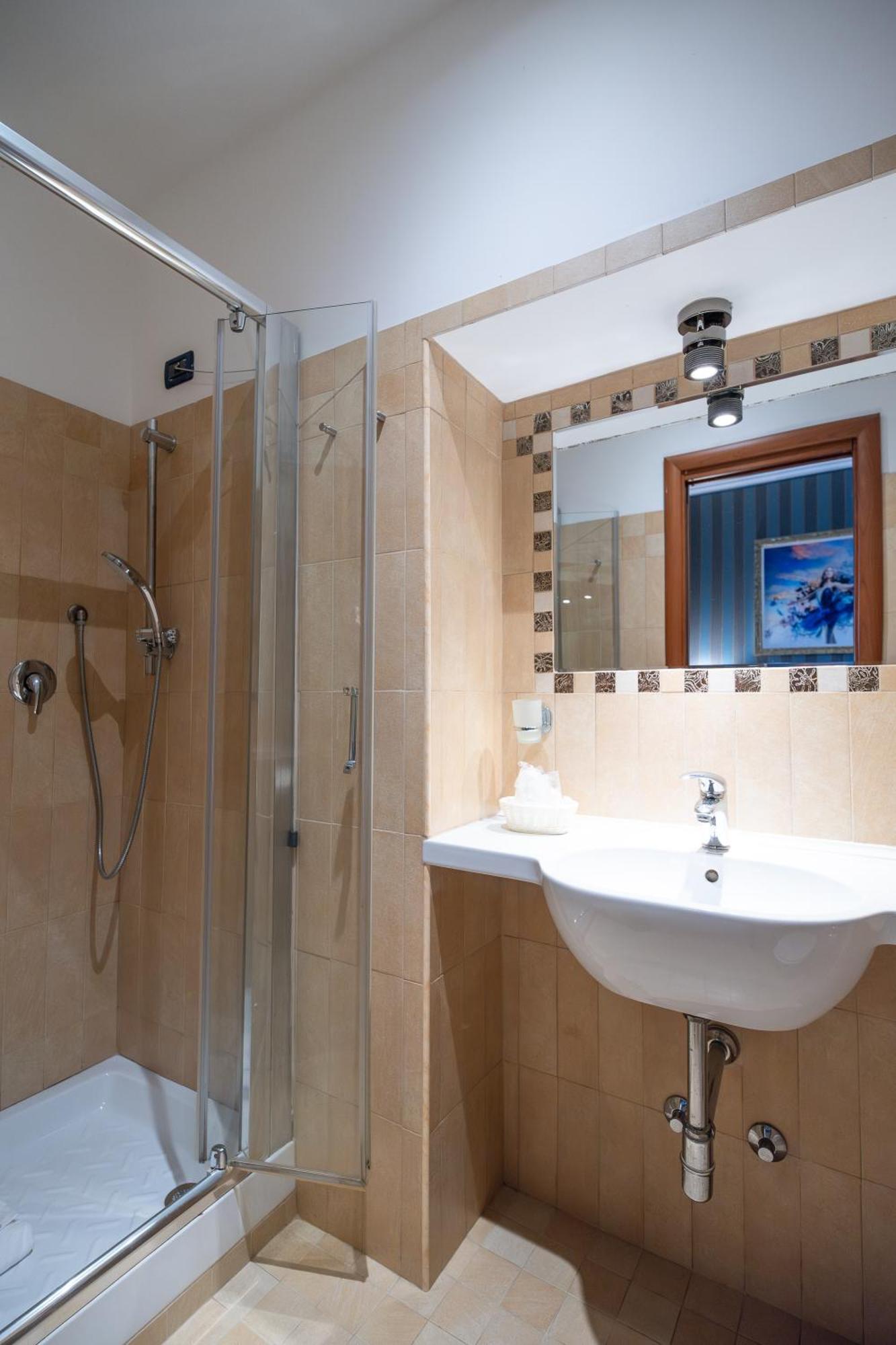 Hotel Lirico Rome