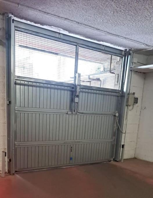 Apartment Domus Vincentis Eur -space&light - Center In 20min *