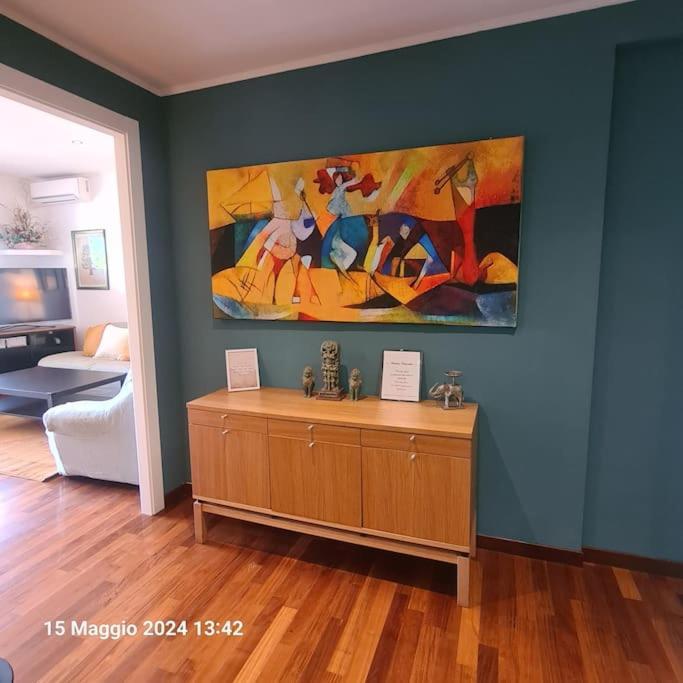 Domus Vincentis Eur -space&light - Center In 20min Apartment *