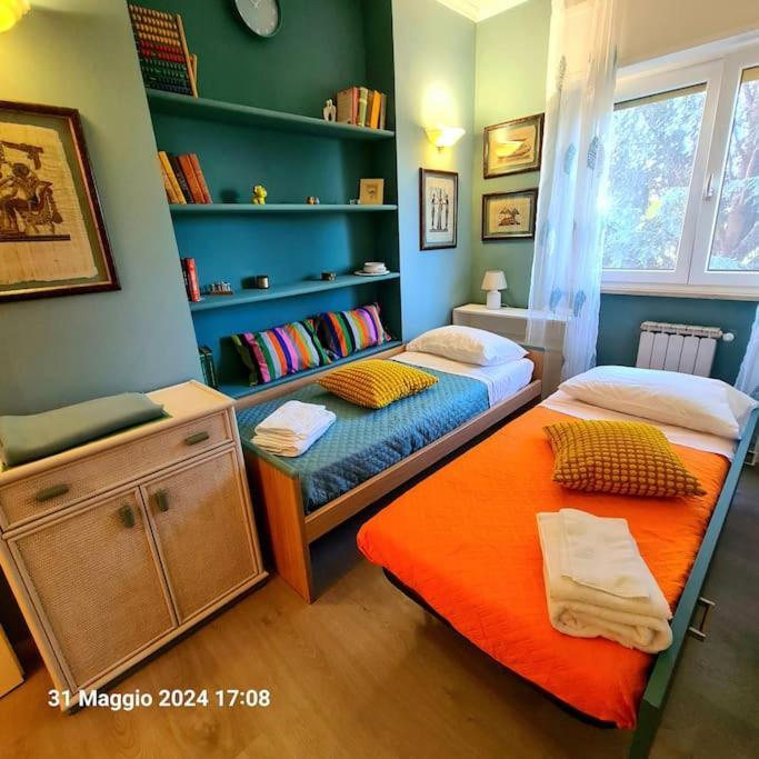 Domus Vincentis Eur -space&light - Center In 20min Apartment