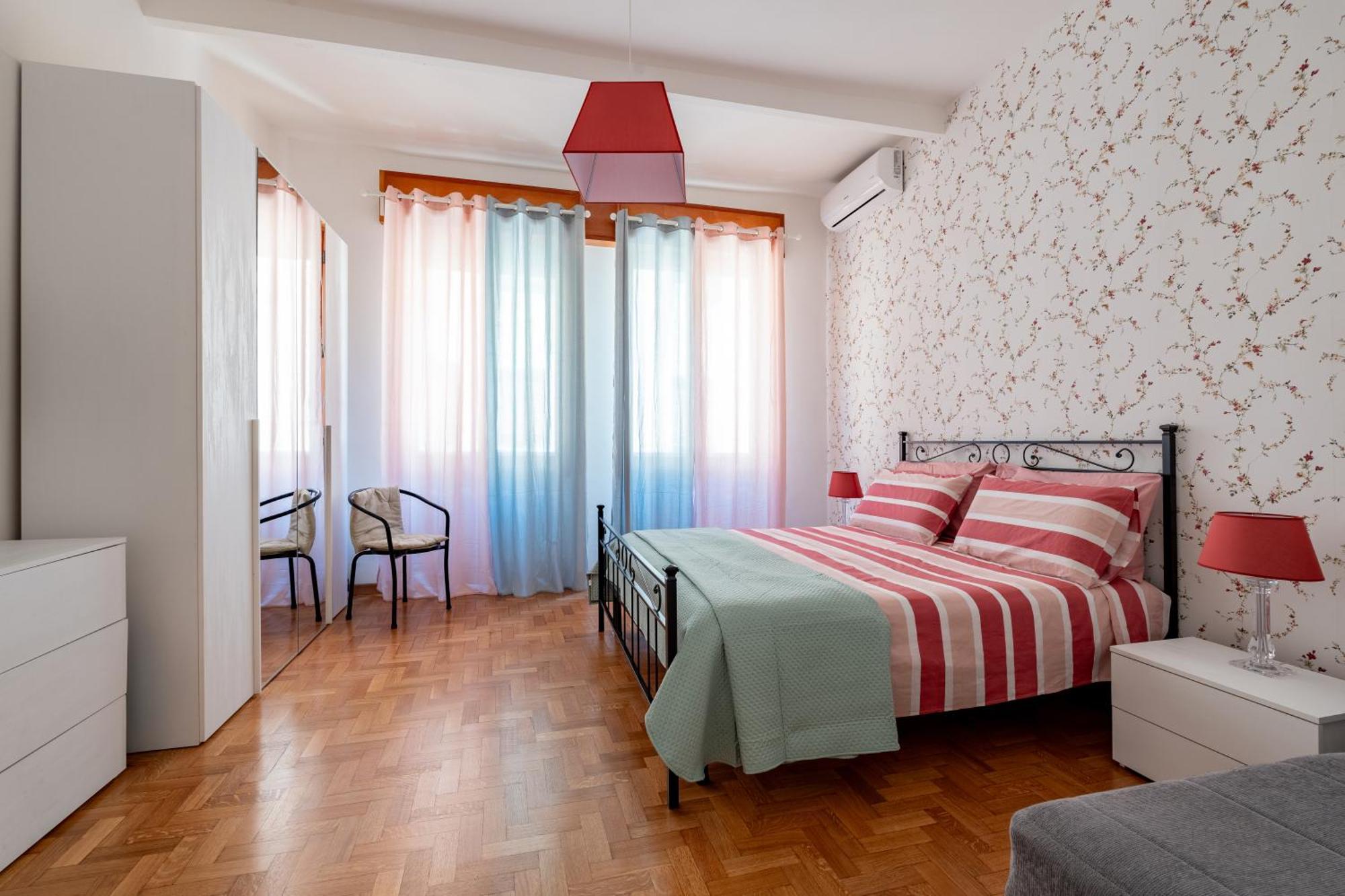Homedesirome - La Casa A Colori Roma