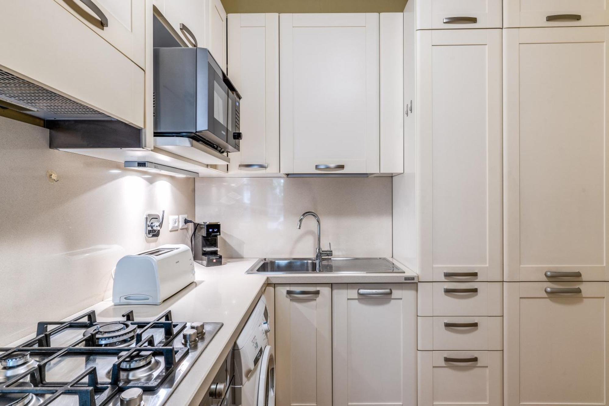 Exquisite Domus By Piazza Navona Apartment Rome
