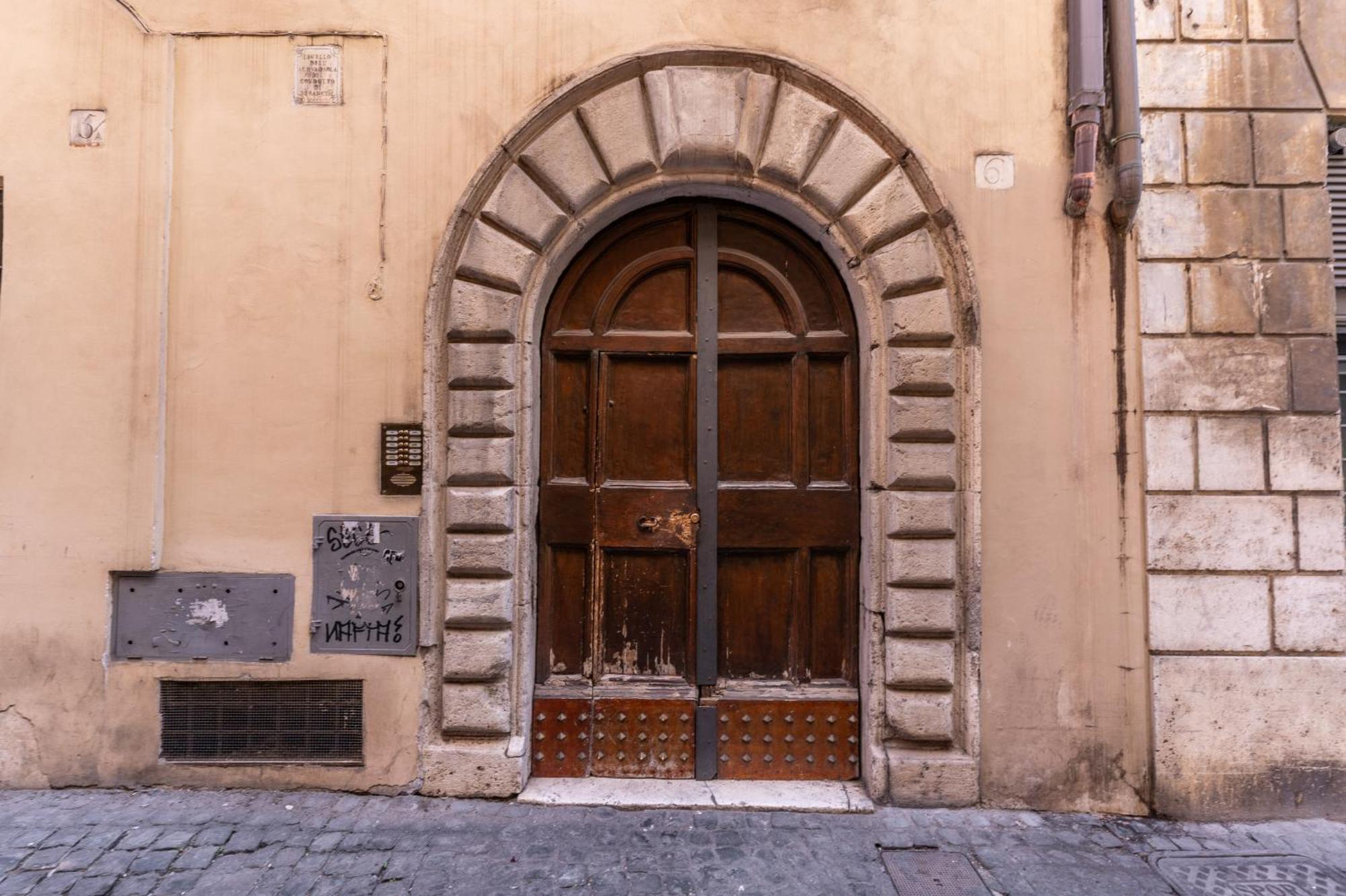 Exquisite Domus By Piazza Navona Apartment Rome