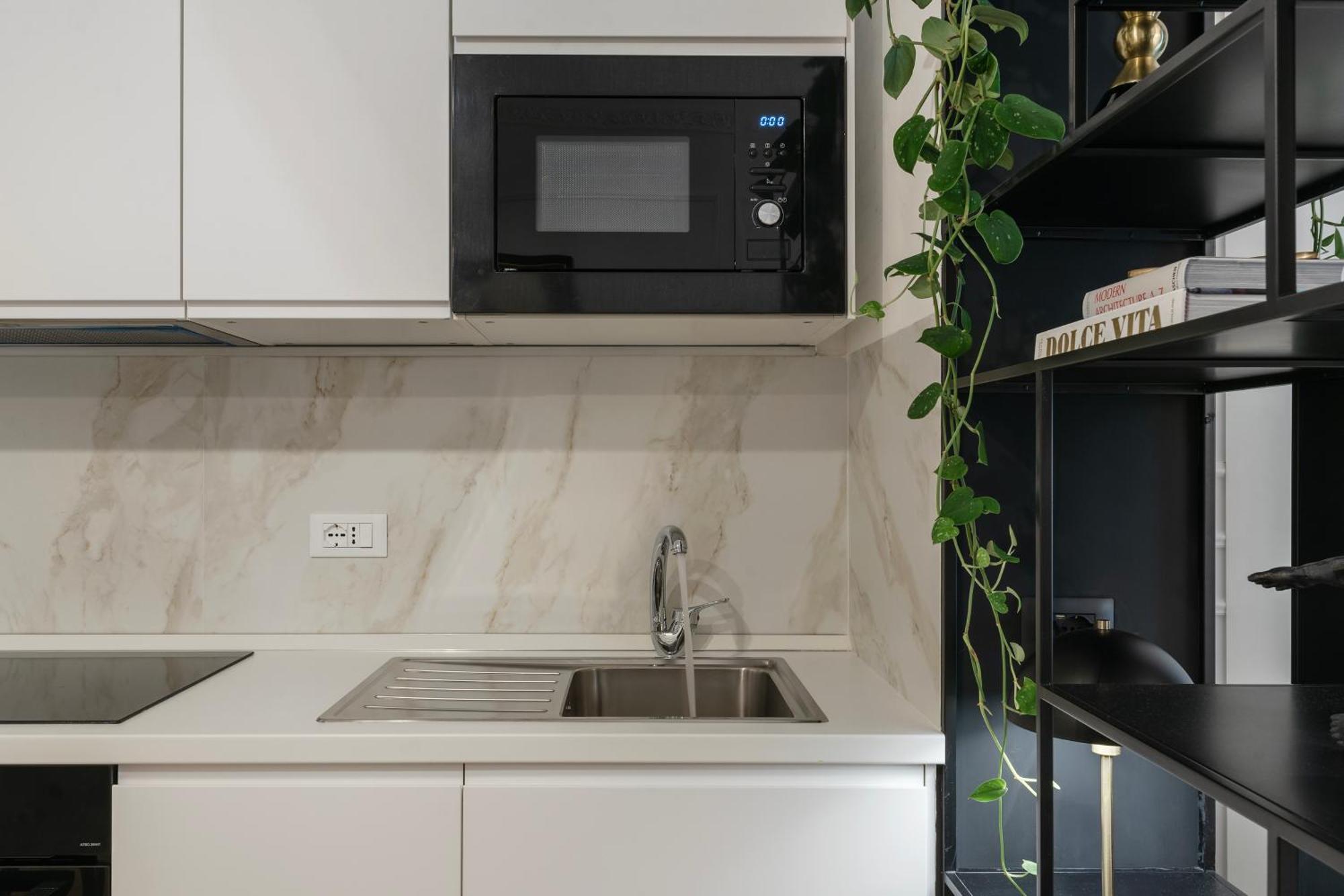 Toscana 2 - Fromhometorome Apartment Rome