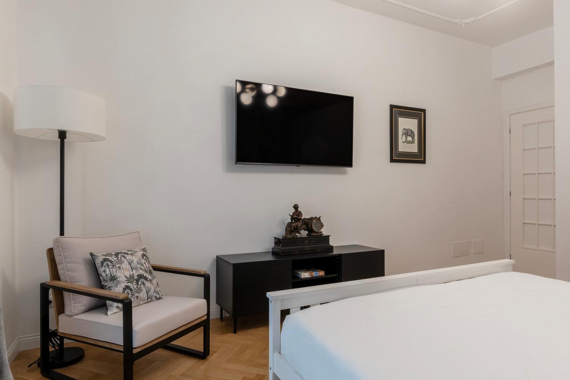 Toscana 2 - Fromhometorome Apartment *