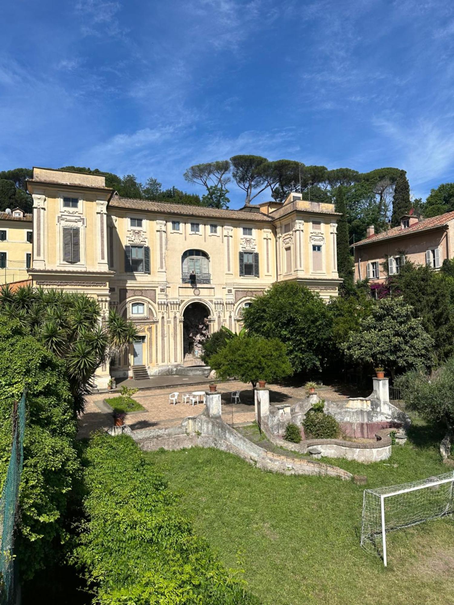 Nuovo Loft A Trastevere Con Super Terrazza Appartamento