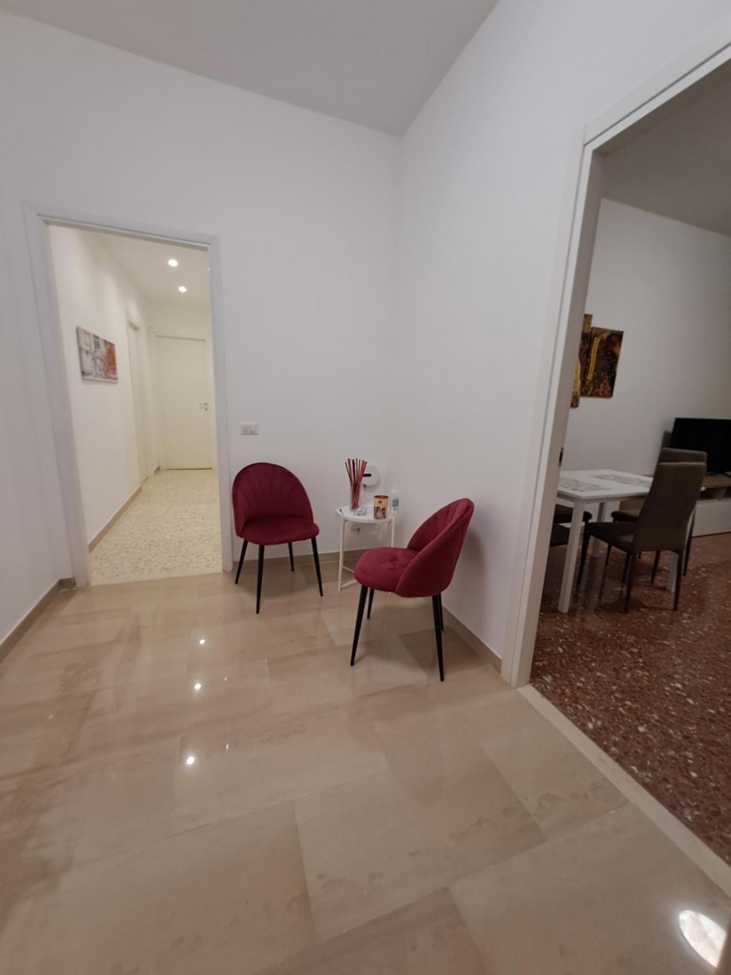 Mauri's - Casamauri - Adiacente Metro C Appartamento *