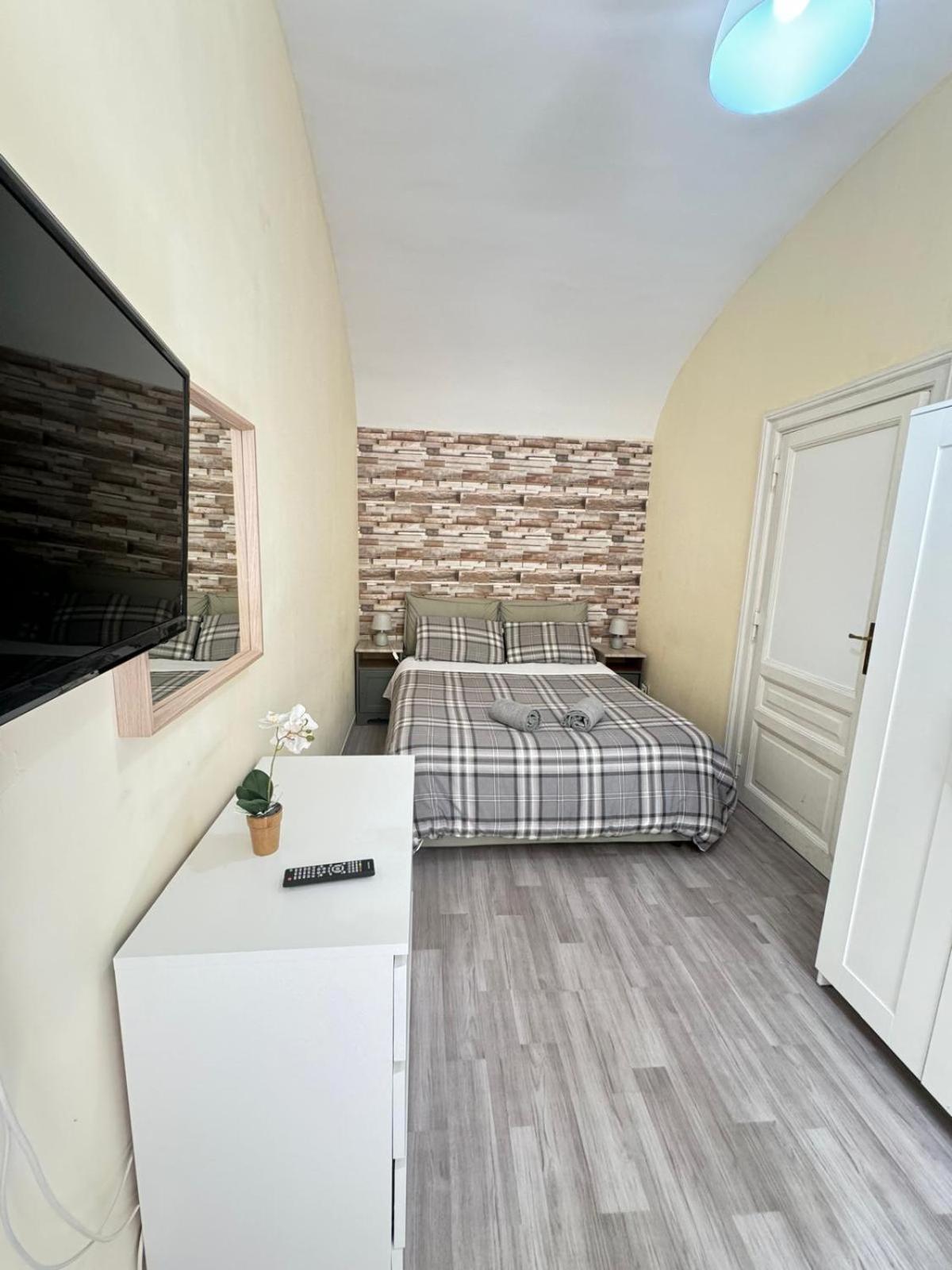 Casa Angelica Colle Oppio / Colosseo Apartment Rome