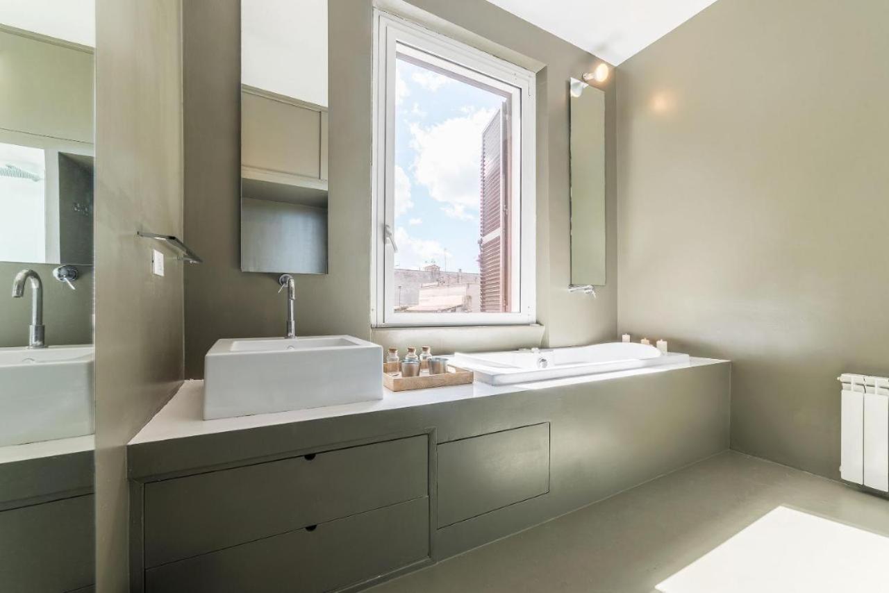 Apartment Stazione Termini 300 Mq Con Vista E Idromassaggio Rome