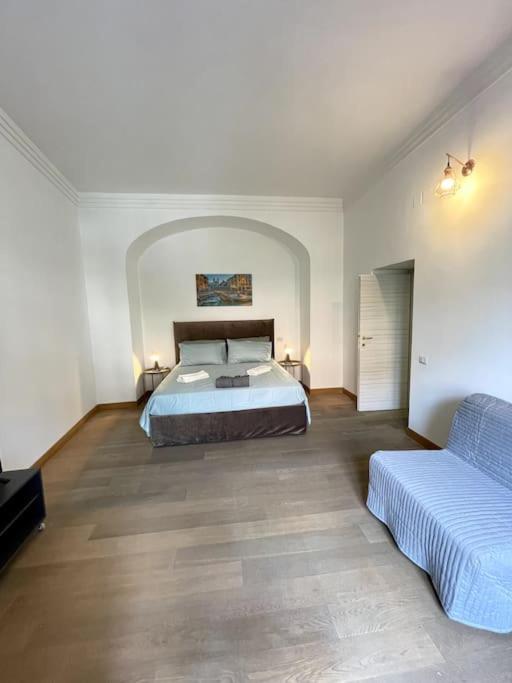 Giulia Mamea Apartment *