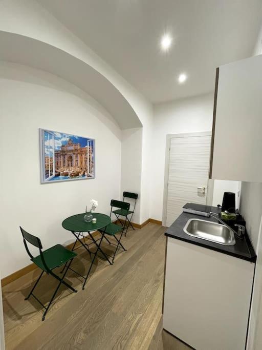 Giulia Mamea Apartment *