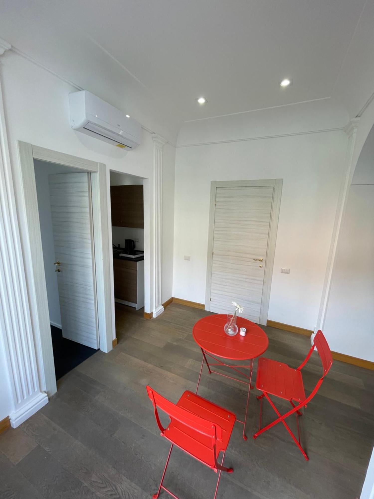 Giulia Mesa Apartment Rome
