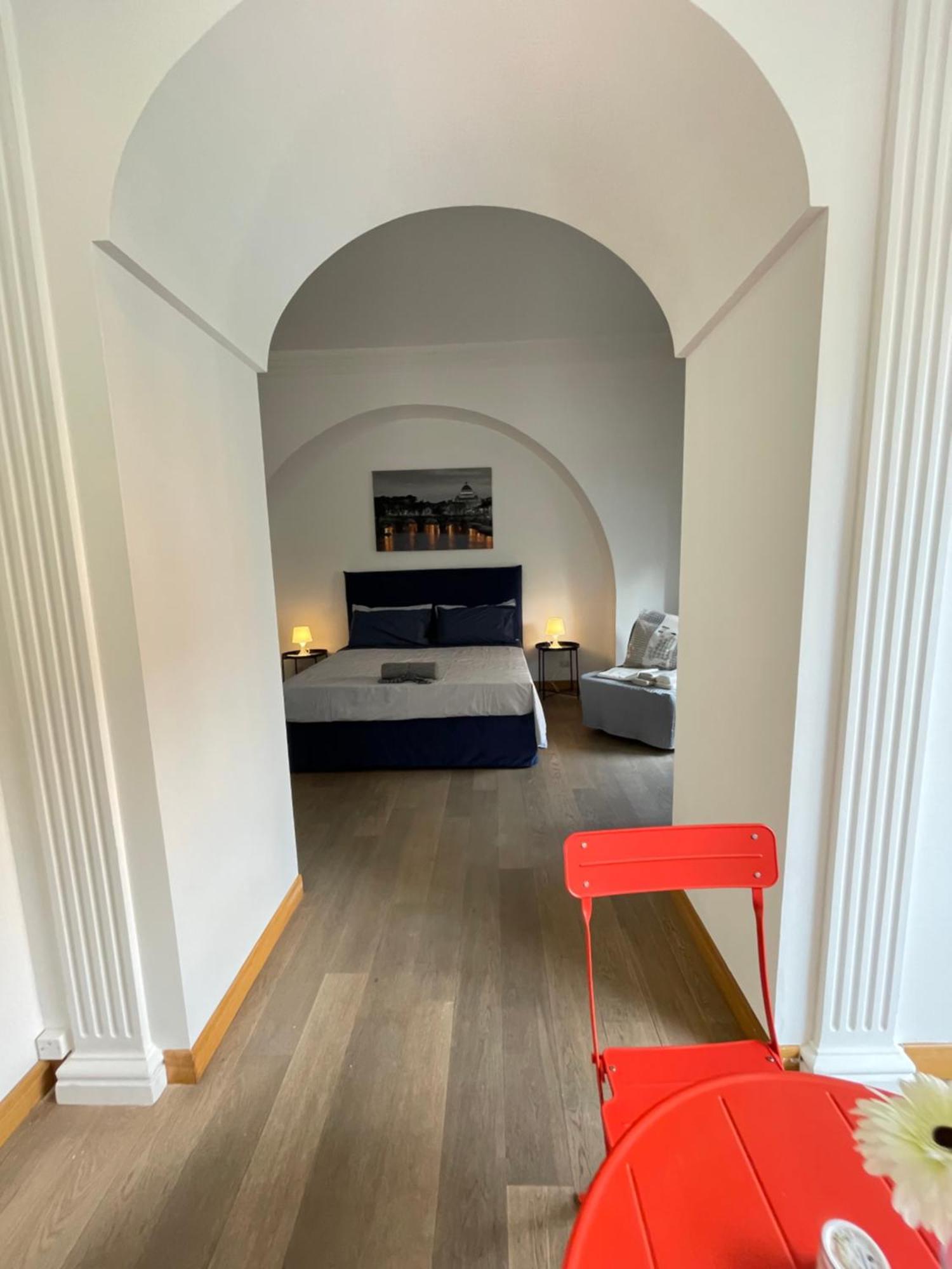 Giulia Mesa Apartment