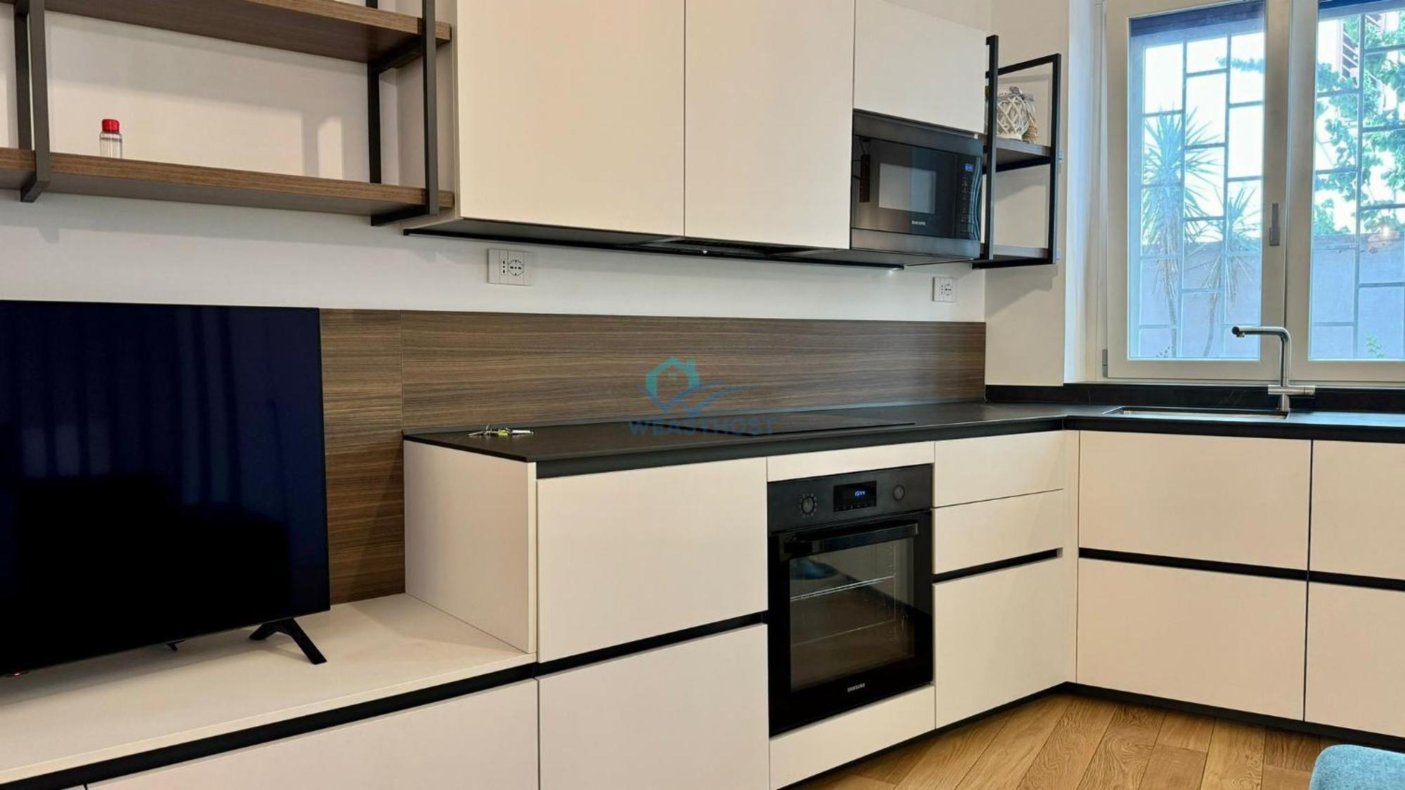 Apartment Chic In Piazza Bologna