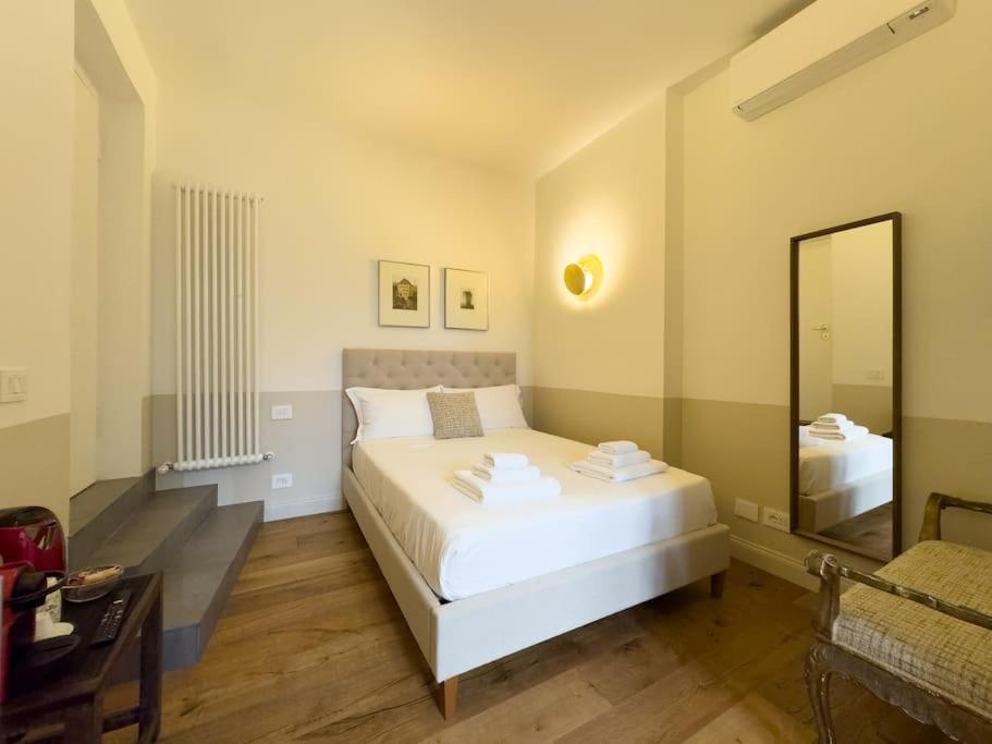 Apartment 5 Minutes Far From Colosseum *