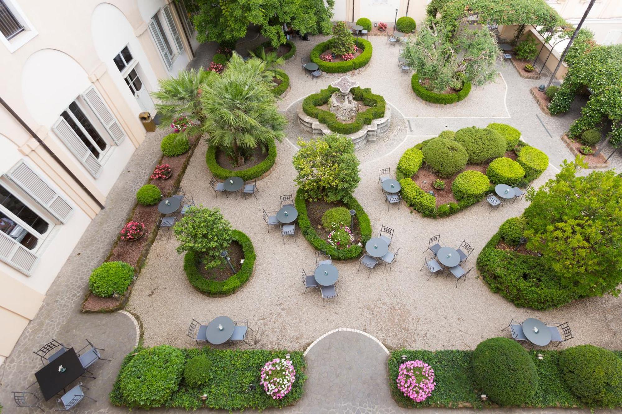 Hotel Donna Camilla Savelli - Vretreats Rome