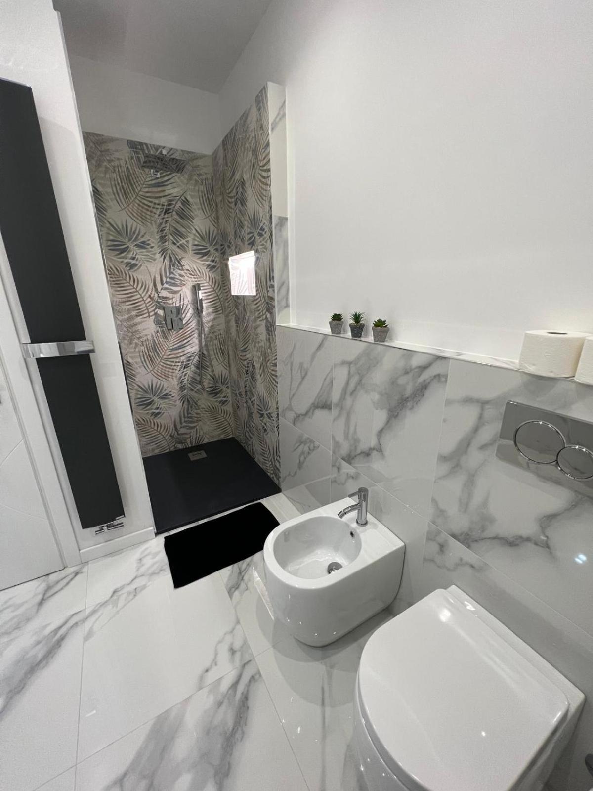 Alba White Rome
