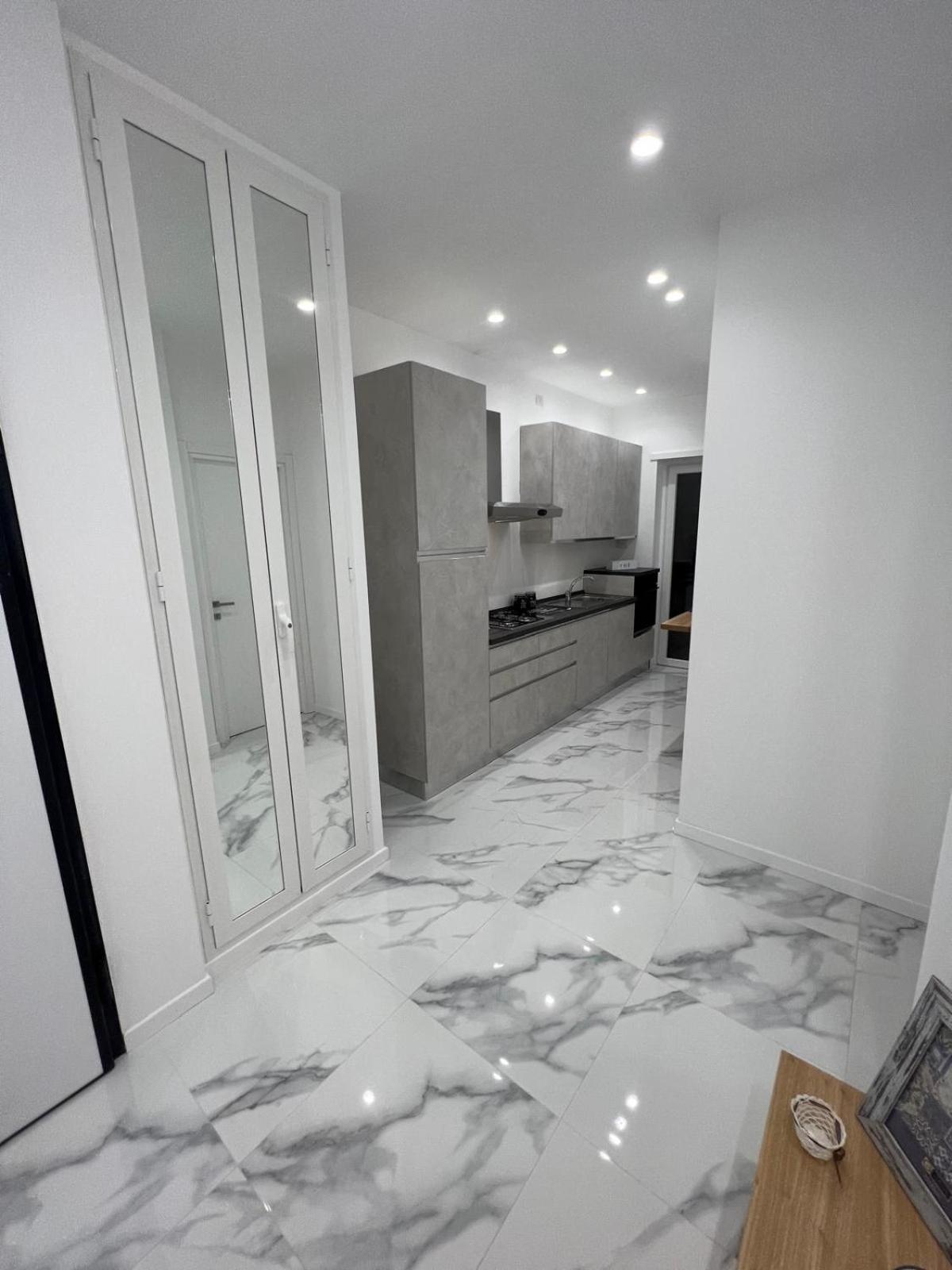 Alba White Guest house *