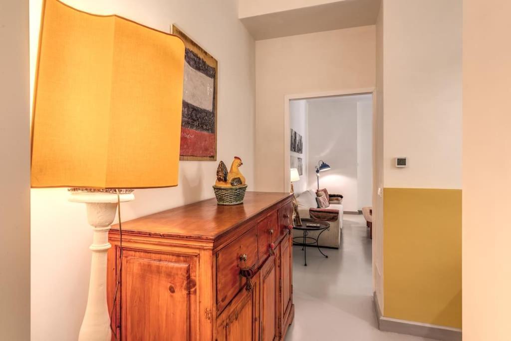Apartment Via Provana San Giovanni 2 Bedroom *