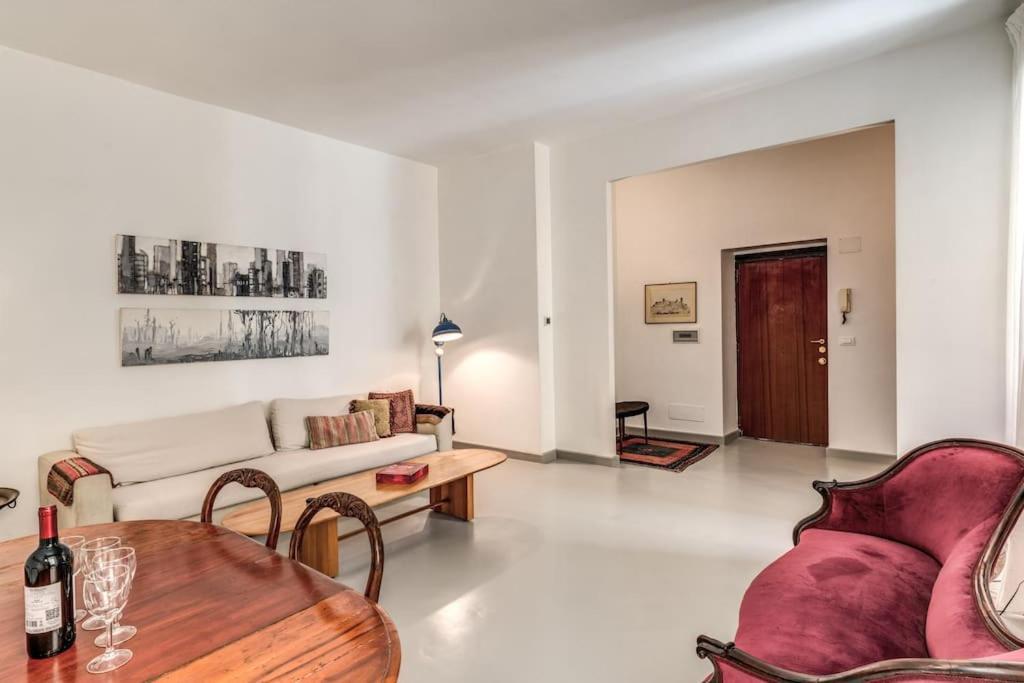 Via Provana San Giovanni 2 Bedroom * Rome