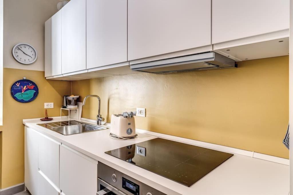 Apartment Via Provana San Giovanni 2 Bedroom Rome