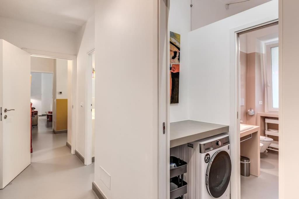 Via Provana San Giovanni 2 Bedroom Apartment Rome