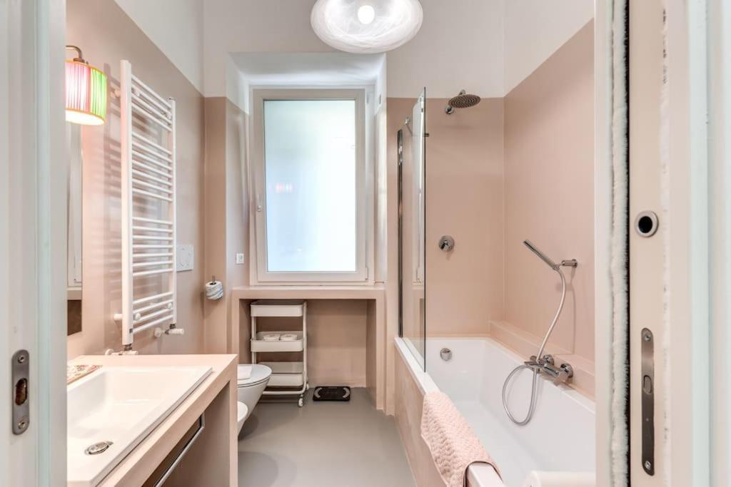 Via Provana San Giovanni 2 Bedroom Rome