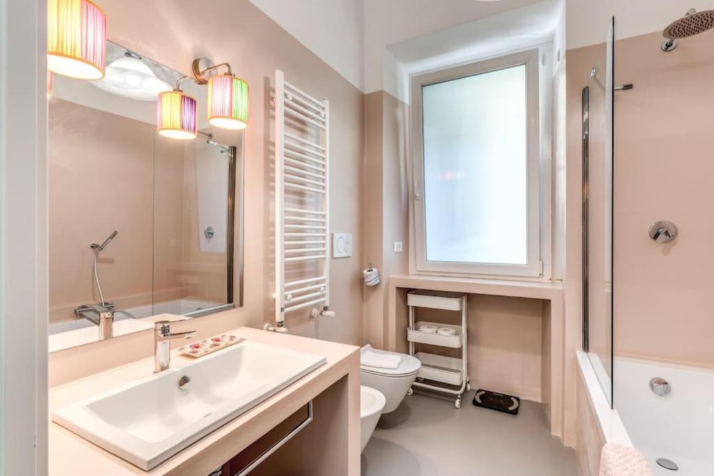 Via Provana San Giovanni 2 Bedroom Rome