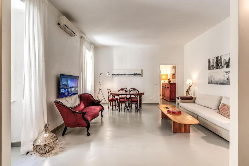 Apartment Via Provana San Giovanni 2 Bedroom Rome