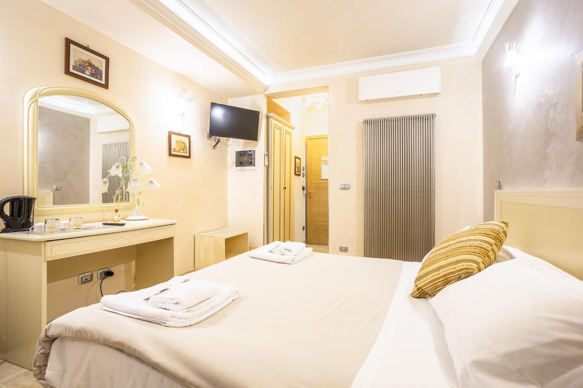 Opera Theater Relais Guest house Rome