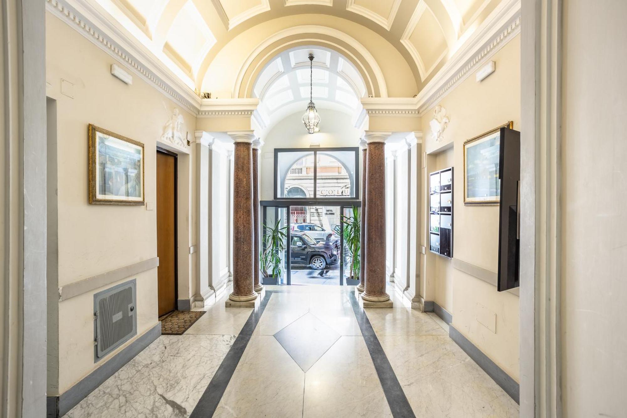 Opera Theater Relais Guest house